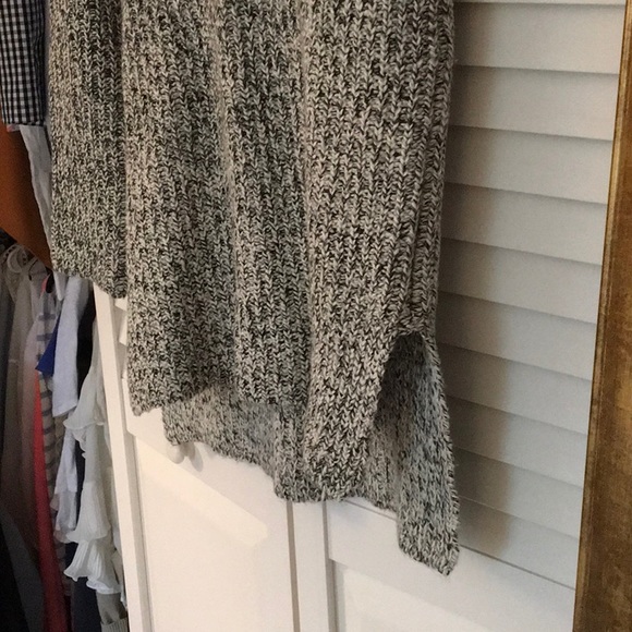 Oversized sweater - Picture 3 of 3